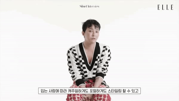 Trong buổi phỏng vấn độc quyền cho tạp chí Elle Korea hồi tháng 10 năm ngoái, G-Dragon để lộ nhiều biểu cảm bất thường. Đặc biệt, nam ca sĩ liên tục đảo mắt như rang lạc, khiến netizen cảm thấy vô cùng kỳ lạ. Bên cạnh đó, netizen còn để ý tới cách phát âm không rõ ràng của thành viên BIGBANG và cho rằng đây là 1 trong những hệ quả từ việc dùng ma túy