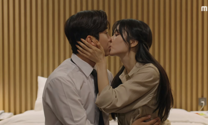 Nữ chính phim Hàn này khiến netizen ức chế lắm rồi: Đã giật chồng bạn thân còn muốn 