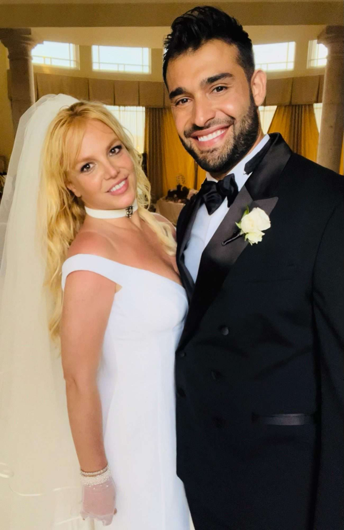 Sam Asghari từng được kỳ vọng là bến đỗ hạnh phúc của Britney Spears thế nhưng cuộc hôn nhân giữa họ cũng chỉ kéo dài trong 14 tháng.