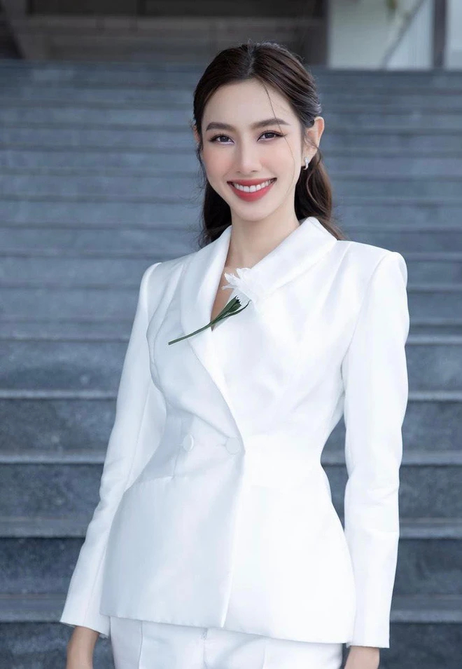 Hoa hậu Thùy Tiên thắng kiện sơ thẩm