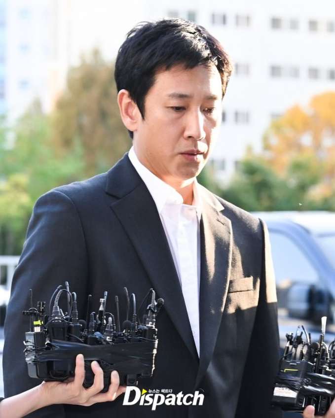 Cảnh sát sẽ giám định điện thoại của Lee Sun Kyun để tìm bằng chứng
