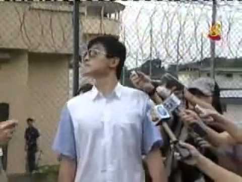 Lý Minh Thuận lơ đẹp phóng viên ngày ra tù