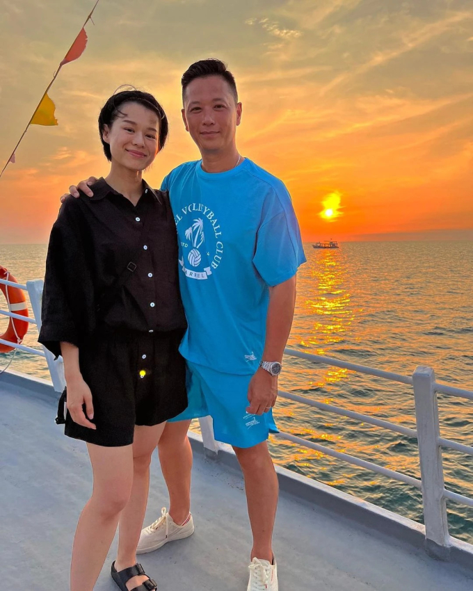 Vợ chồng Hồ Hạnh Nhi trong chuyến nghỉ dưỡng ở Phú Quốc hồi tháng 5