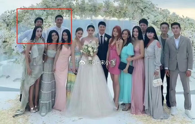 Hình ảnh hiếm hoi về khách mời trong tiệc cưới của Phan Vỹ Bá