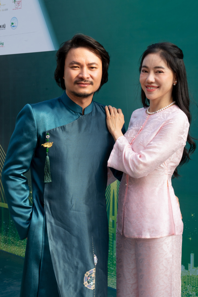 Vợ chồng Đạo diễn Hoàng Nhật Nam - Phạm Kim Dung 