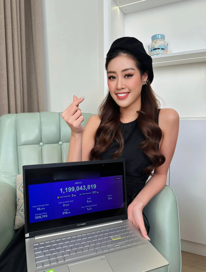 Hoa hậu Khánh Vân mang về 1,199 tỷ đồng sau 3 tiếng miệt mài livestream bán hàng 