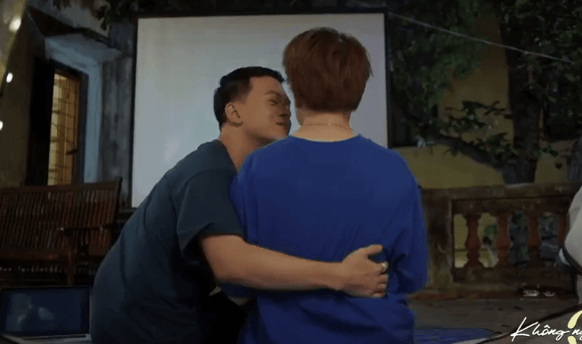 Cặp sao Việt được gán ghép nhiệt tình nhưng vừa hôn lại bị chê bai, netizen van nài 