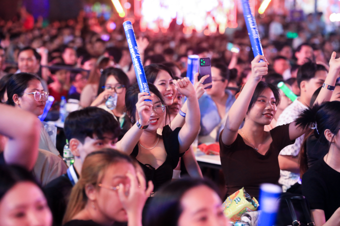 Hơn 200 nghìn khán giả “thăng hoa” suốt 3 ngày cùng HOZO Super Fest, Thu Minh lần đầu tiên làm điều này trong đêm diễn cuối cùng!