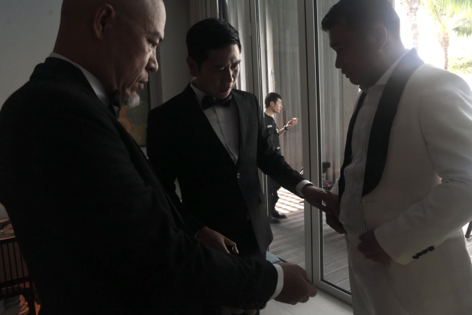 Sau tin chia tay với Lưu Hương Giang, Hồ Hoài Anh gây chú ý khi lộ diện tại đám cưới Vân Hugo