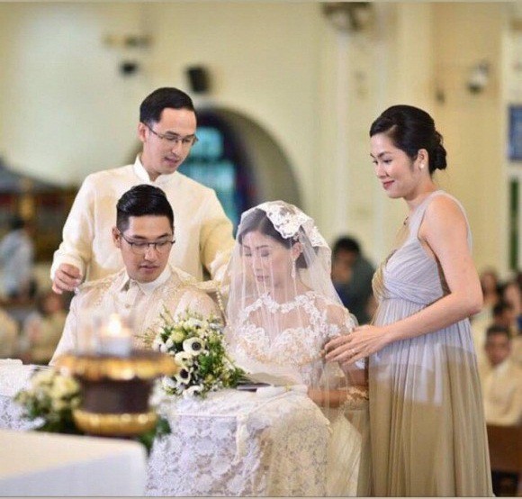 Lúc mang bầu, Hà Tăng còn sang nước ngoài để dự lễ cưới chị chồng 