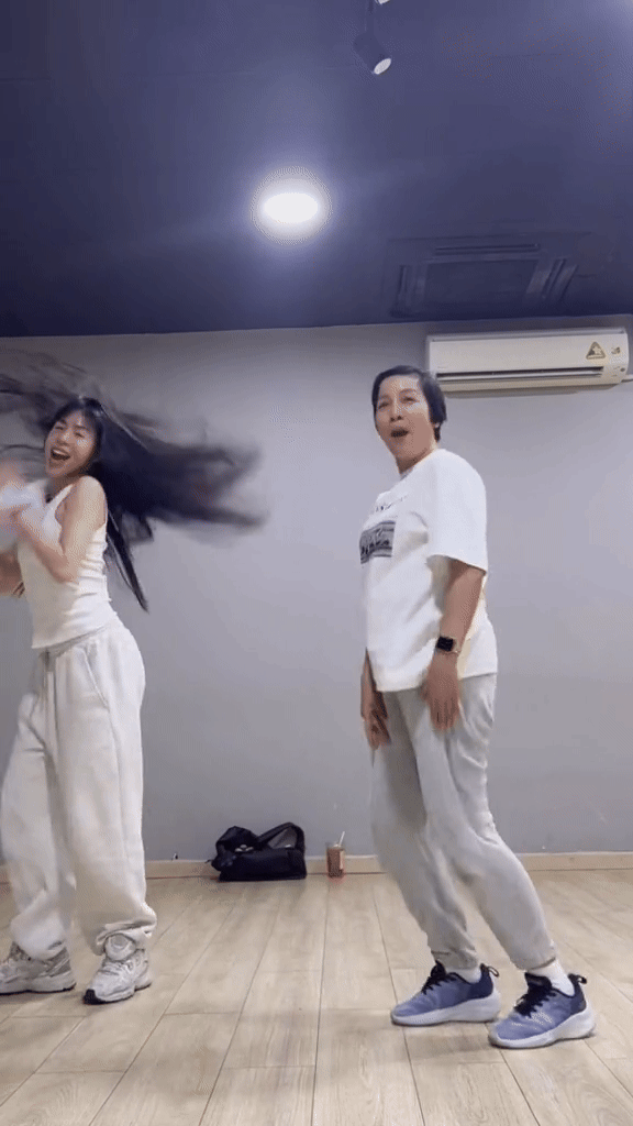 Hé lộ hậu trường màn nhảy cực cháy tại WeChoice của diva Mỹ Linh, netizen rủ nhau nhặt 