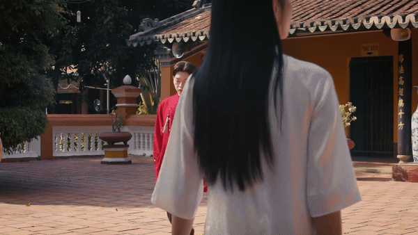 Hoa hậu Thuỳ Tiên làm cameo trong MV mới của Đức Phúc