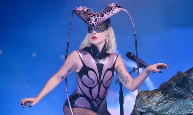 ... Lady Gaga để nắm giữ kỷ lục đêm diễn của nghệ sĩ nữ có đông khán giả nhất