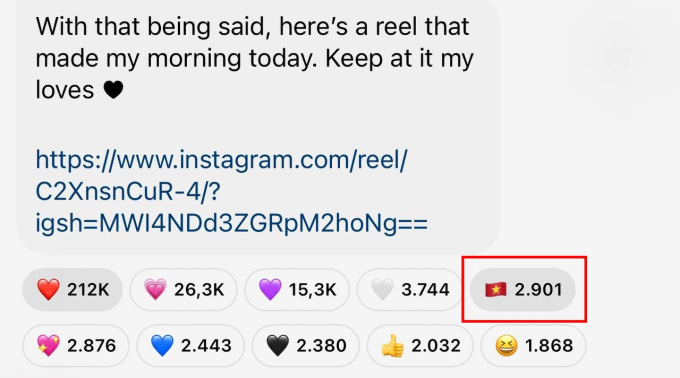 Tin nhắn mới nhất được Rosé gửi ngày 19/2 có tới gần 3 nghìn icon mang hình ảnh Quốc kỳ Việt Nam 
