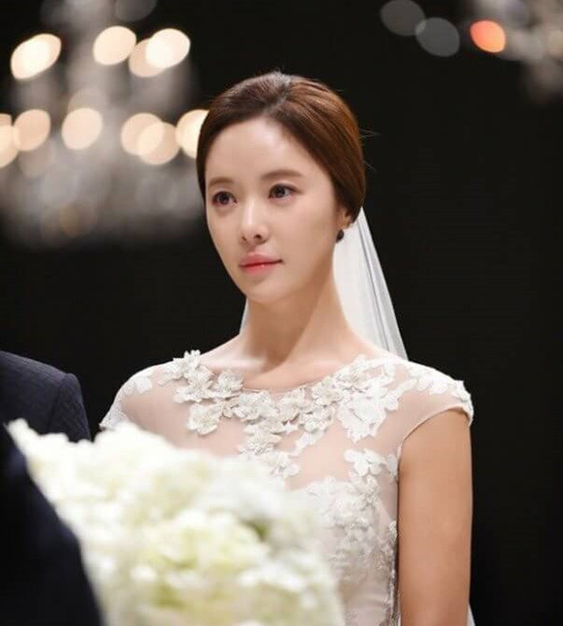 Hwang Jung Eum vừa đệ đơn ly hôn Lee Young Don