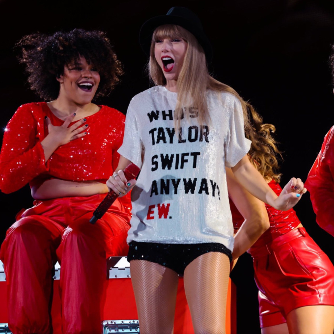Mọi tâm điểm đang đổ dồn về đêm đầu tiên của siêu concert The Eras Tour - Taylor Swift tại Singapore