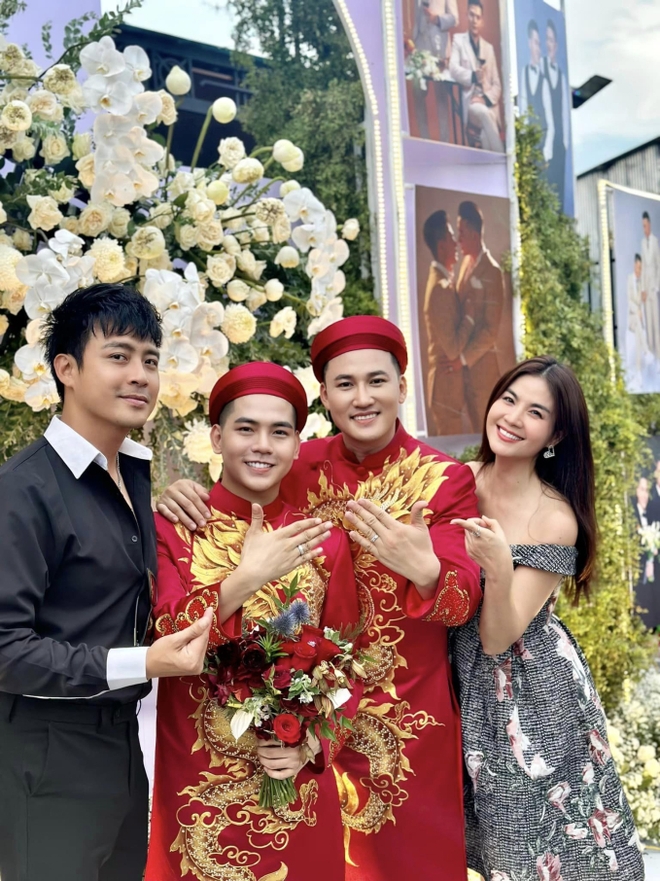 Nhiều sao Việt cũng có mặt để chúc mừng Hà Trí Quang và người yêu