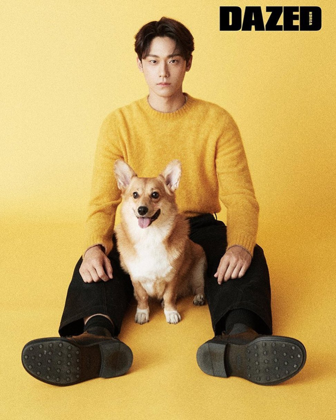 Rosé - Lee Do Hyun cùng cún cưng xuất hiện đầy nổi bật và cuốn hút trên tạp chí