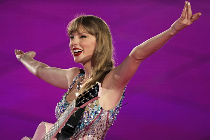 Concert Taylor Swift hóa lễ hội “ngôn tình