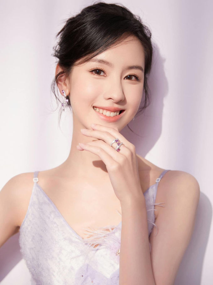 Nữ diễn viên xinh đẹp Trần Đô Linh
