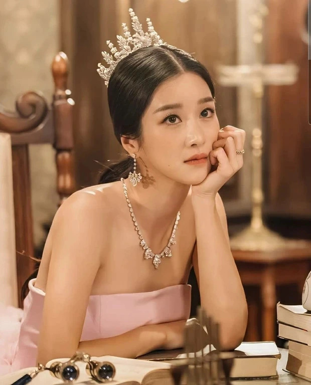 Seo Ye Ji biến mất khỏi làng giải trí suốt 2 năm qua sau vụ ồn ào chấn động