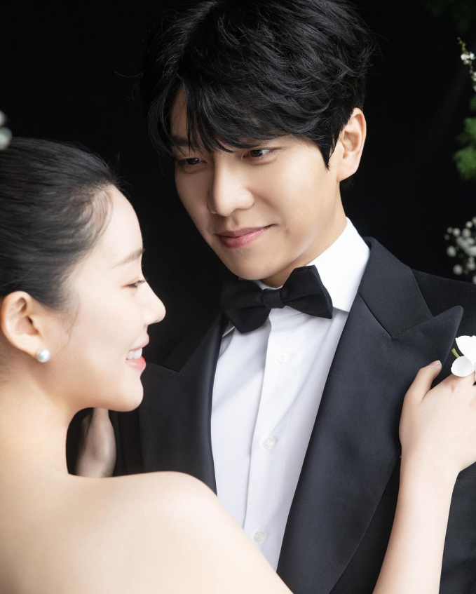 Lee Seung Gi trao cho bà xã ánh mắt “see tình”, khiến người hâm mộ không khỏi thích thú