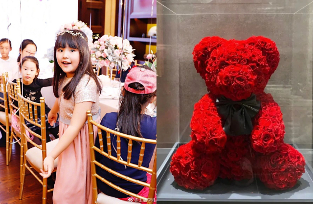 Năm 2018, Thi Linh nhận được 1 chú gấu bông kết từ hoa hồng đỏ có giá gần 90.000 NDT (hơn 320 triệu đồng) từ cha mẹ trong sinh nhật 9 tuổi