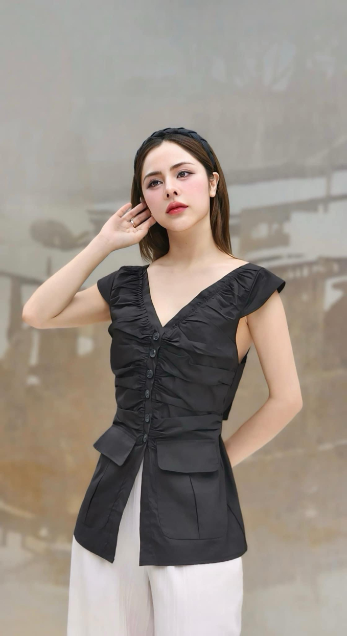 Bị đồn chia tay và miệt thị chuyện đã có con, bạn gái Huỳnh Anh 