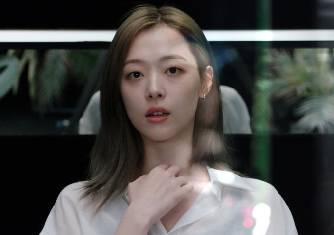 Sulli vướng nhiều tin đồn ác ý lúc sinh thời