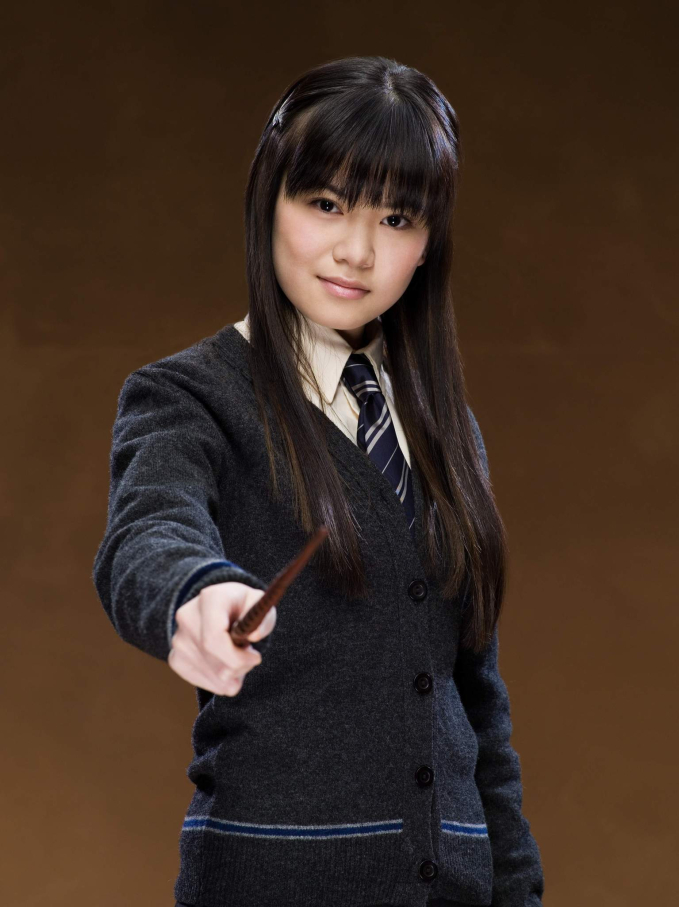 Mỹ nhân cướp nụ hôn đầu của Harry Potter vẫn trẻ đẹp sau 20 năm, sự nghiệp lận đận vì bị phân biệt chủng tộc?