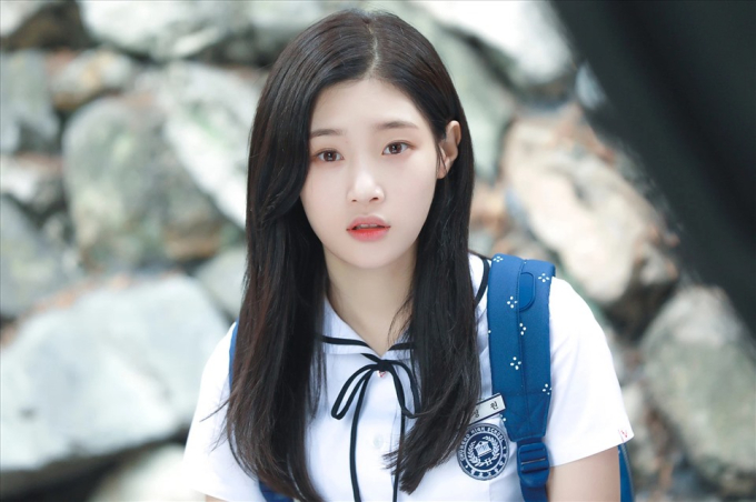 Thành viên hot nhất là Jung Chaeyeon nay cũng đã bớt hot