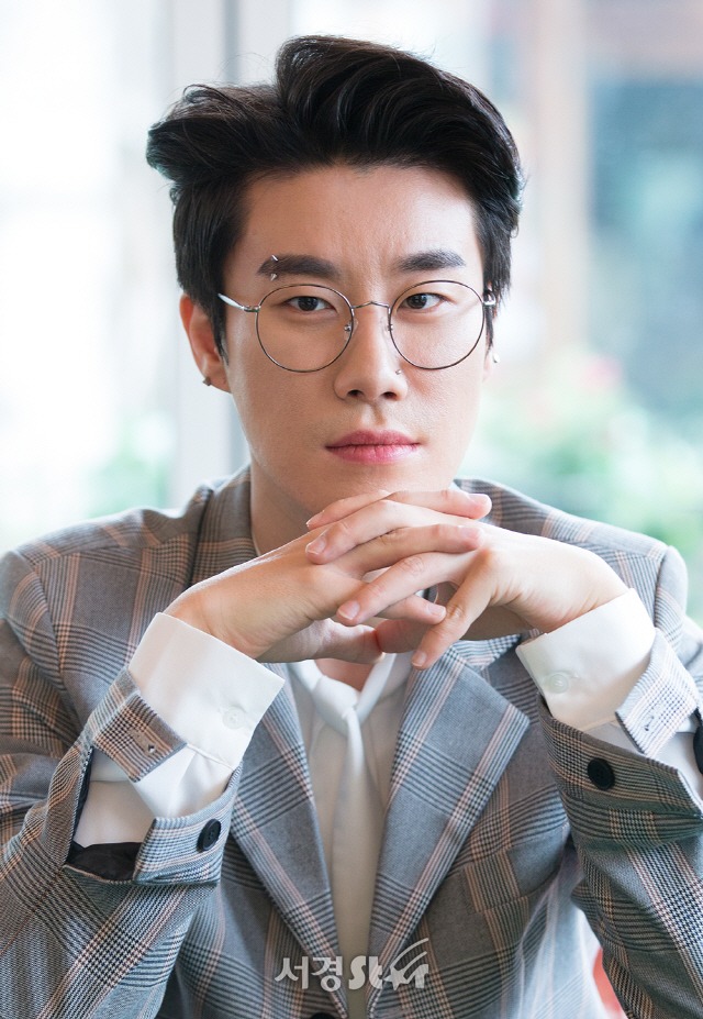 San E bị netizen cho vào tầm ngắm là rapper hành hung người đi đường