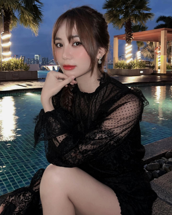 Hoàng Kim Chi sinh được biết đến là một TikToker, người dẫn chương trình...