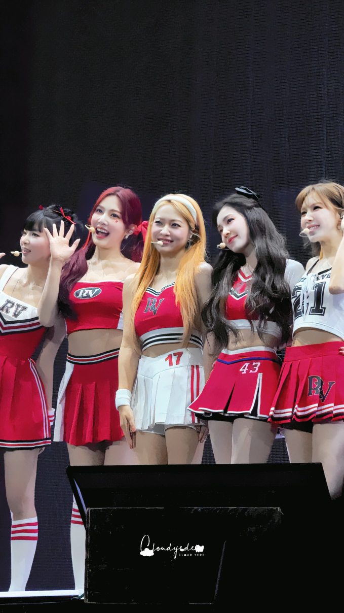 Red Velvet trong fancon mới đây tại Thái Lan