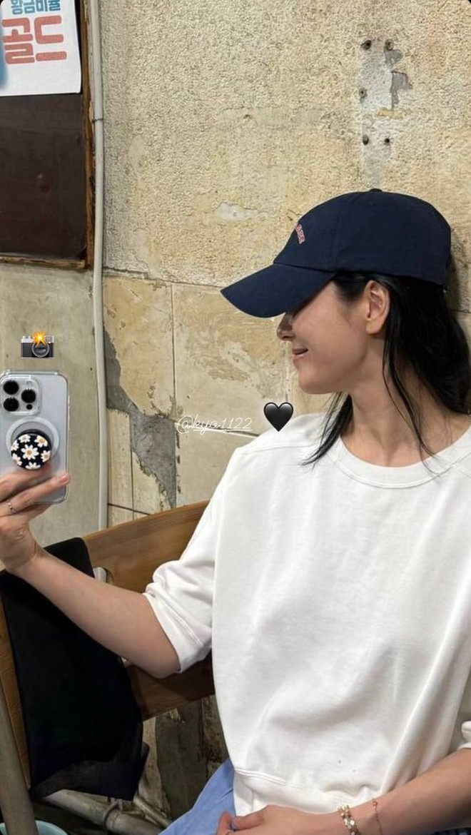Suzy - Song Hye Kyo lần đầu 