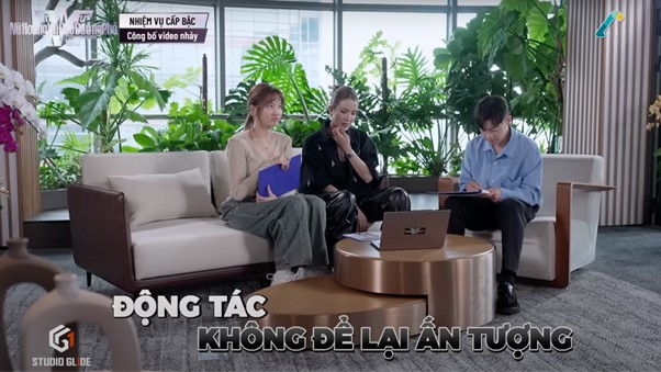   MV “Energy” không được ban giám khảo đánh giá cao vì không tập trung vào vũ đạo, quá nhiều cảnh quay cận, phần vũ đạo được biên đạo thêm không nổi bật  
