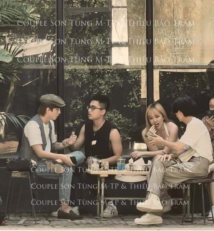 Bức ảnh hiếm hoi có Sơn Tùng và Thiều Bảo Trâm chung khung hình là chuyến đi Thái Lan có cả em trai MONO. Bức hình chụp khoảng 5 tháng trước khi bộ đôi 