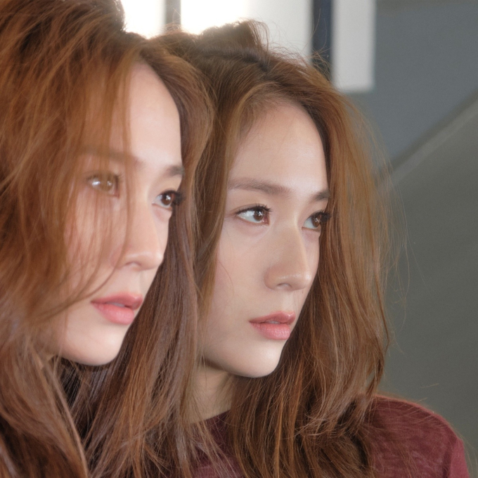 Nhan sắc của biểu tượng visual gen 2