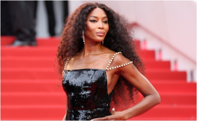 Naomi Campbell bị tố ăn chặn đến 91,5% tiền quỹ từ thiện, tương đương 145,2 tỷ đồng