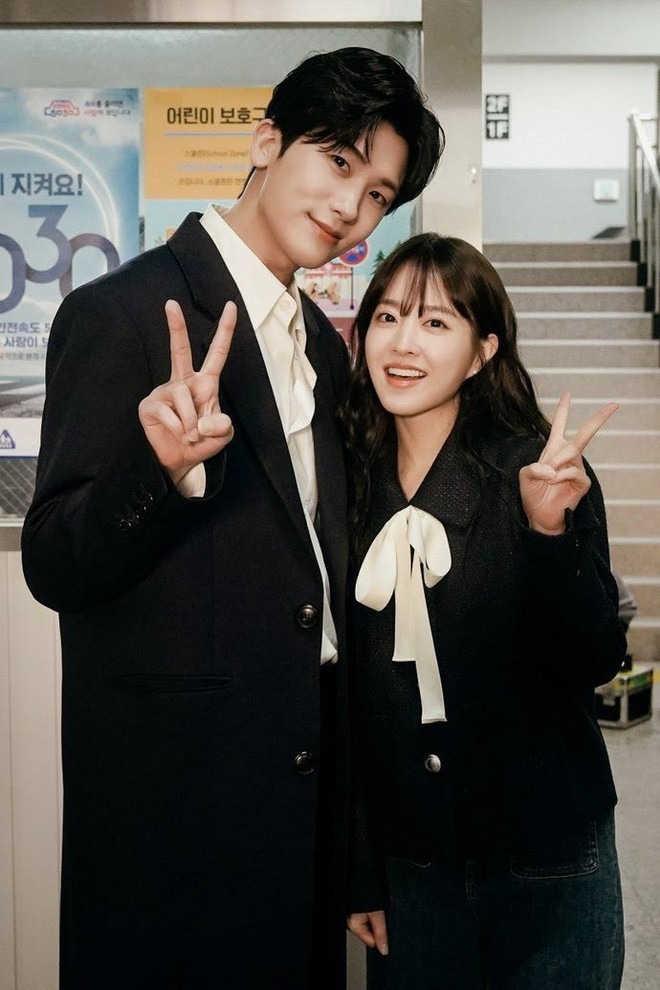 Park Hyung Sik bất ngờ có động thái phủ nhận tin đồn 