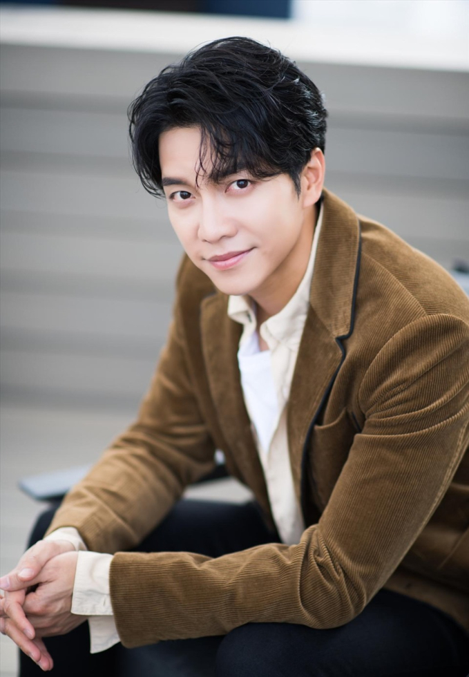 Dàn nghệ sĩ Lee Seung Gi...