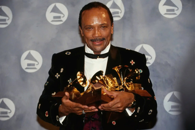 Quincy Jones lập kỷ lục nghệ sĩ được đề cử Grammy nhiều nhất