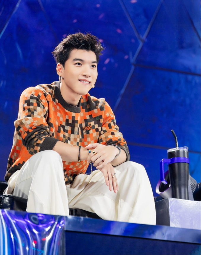 Tuy nhiên đi kèm với sự ủng hộ thì nam rapper cũng như nhiều nghệ sĩ khác luôn đối mặt với những ý kiến trái chiều