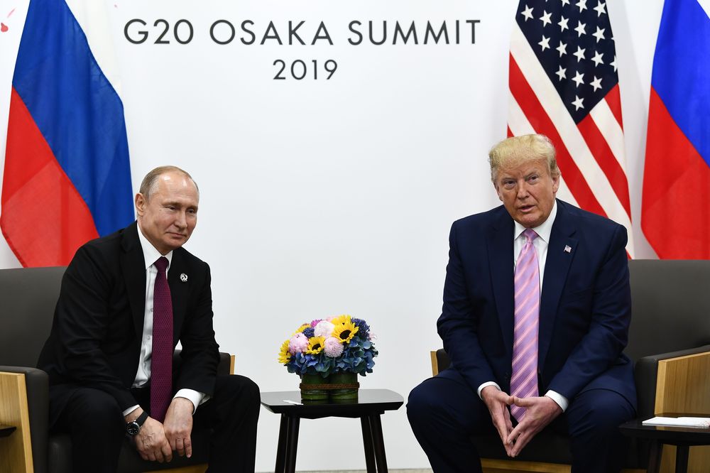 Tổng thống Vladimir Putin và Tổng thống Donald Trump tại hội nghị G20.
