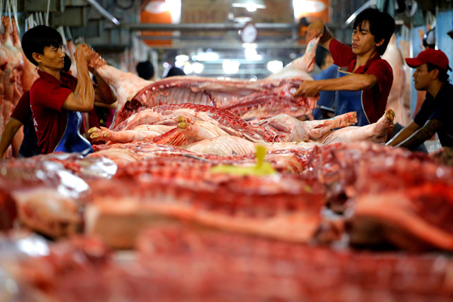Giá thịt heo sỉ vẫn giảm tại chợ đầu mối.