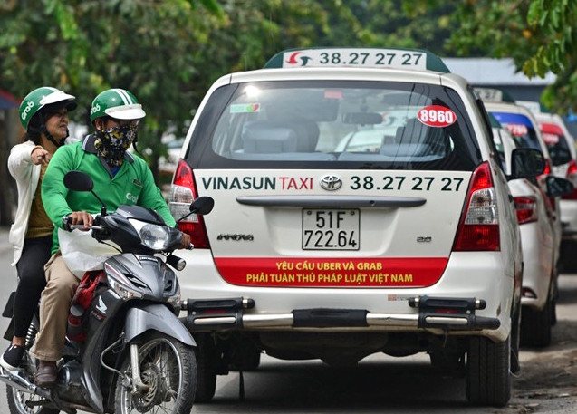 Phải tạo ra môi trường cạnh tranh bình đẳng hơn giữa “taxi truyền thống” và “xe công nghệ”.