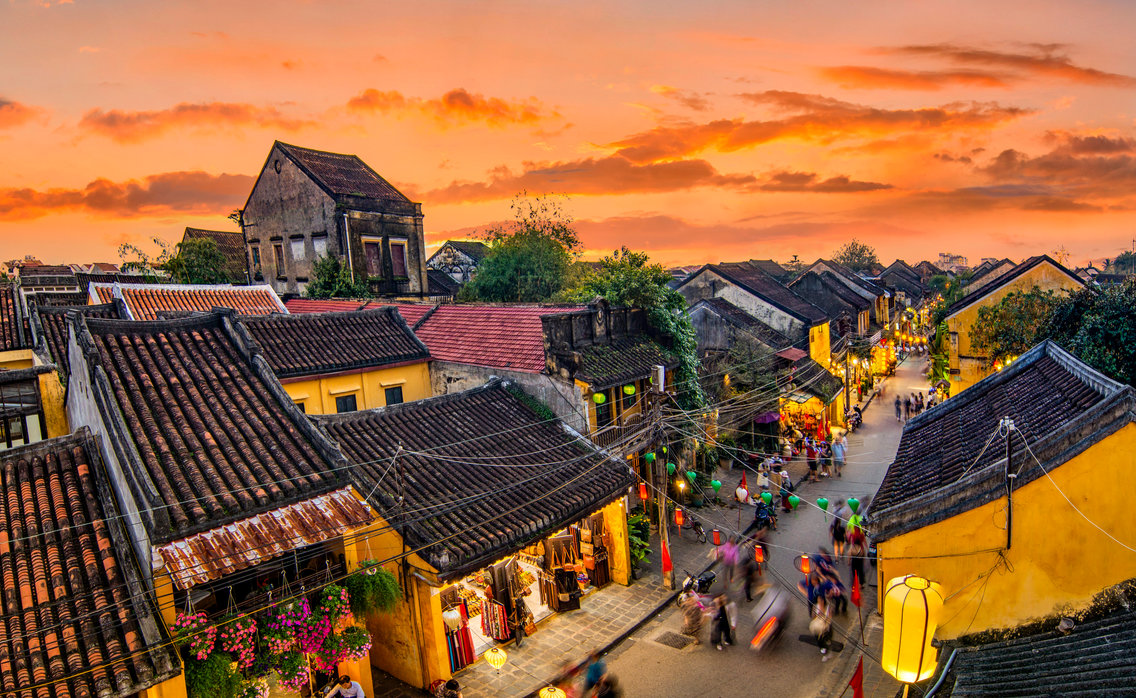 Khu phố dành cho người đi bộ rất an toàn và thân thiện bởi sự hiếu khách của người dân, đây được xem là một trong những thành phố an toàn nhất ở châu Á. Ảnh:Tang Trung Kien