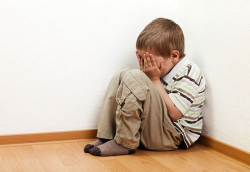 Rối loạn phổ tự kỷ ảnh hưởng lớn đến sự phát triển của trẻ nhỏ