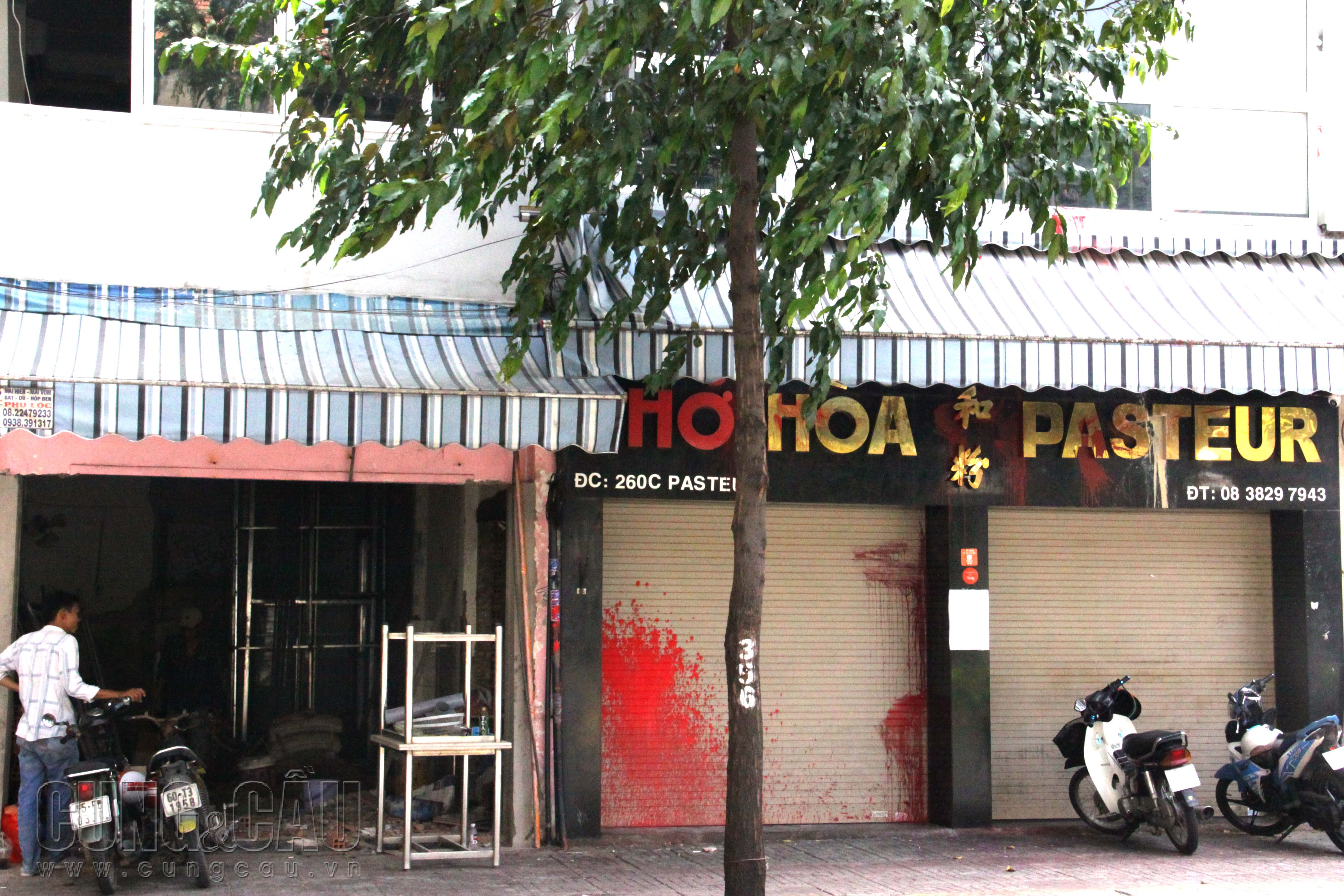 Phở Hòa đóng cửa ngừng kinh doanh tiếp tục sửa chữa, mở rộng quán.