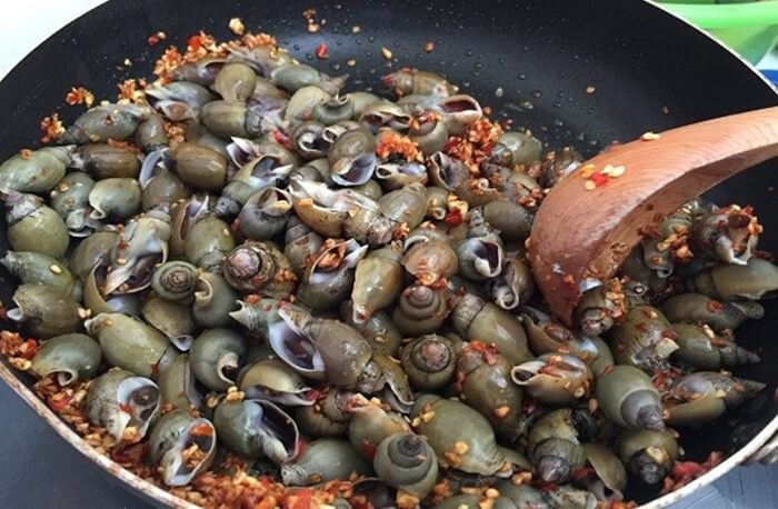 Món ngon mỗi ngày: Cách làm món ốc cà na rang muối ớt thơm ngon